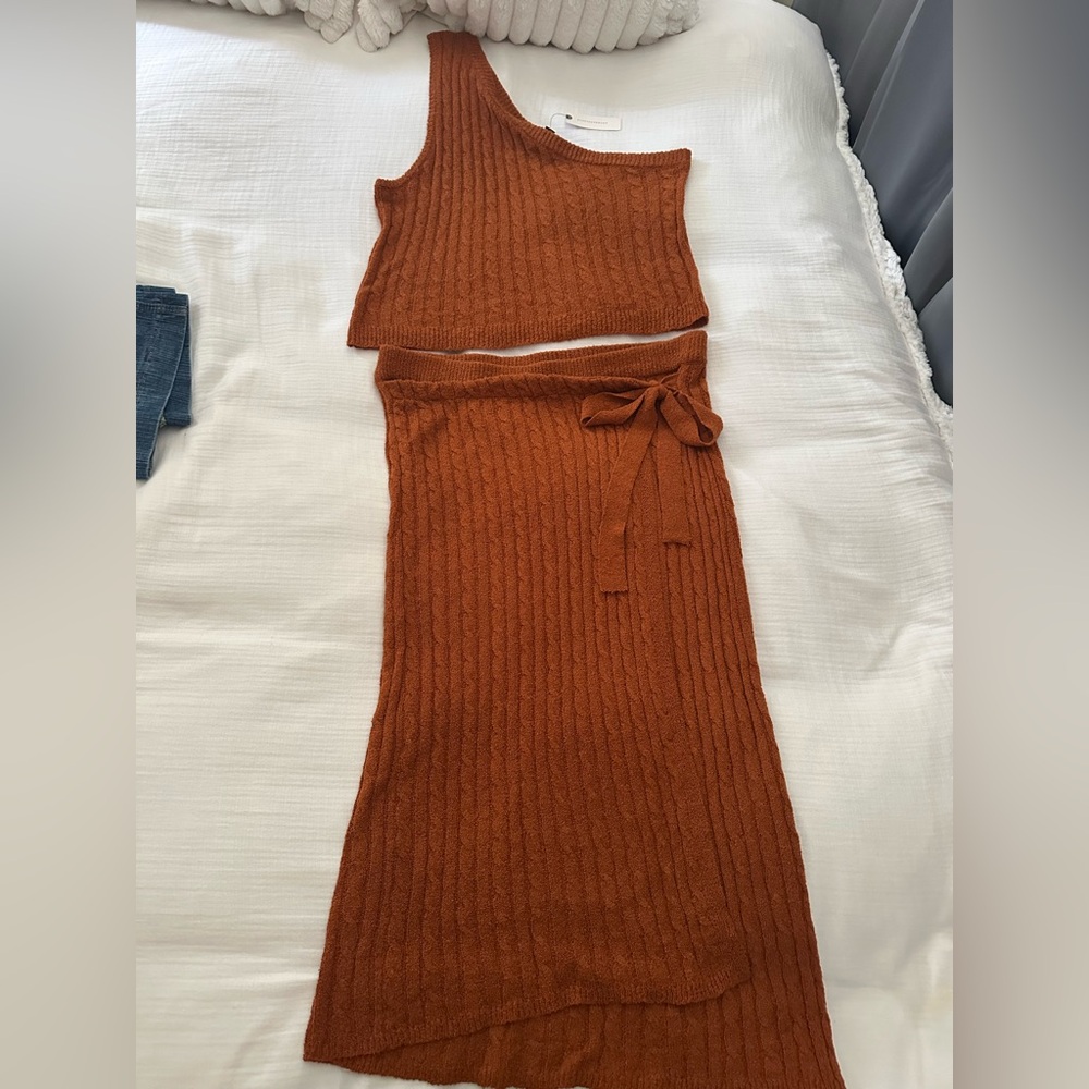 Anthropologie Rust Knit Tie-Waist Midi Skirt set  - Women's size L nwt